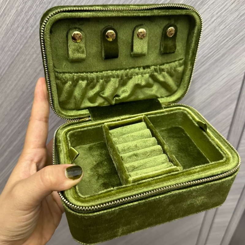 Luxury Skincare Containers - Light Luxury Exquisite Velvet Jewelry Storage